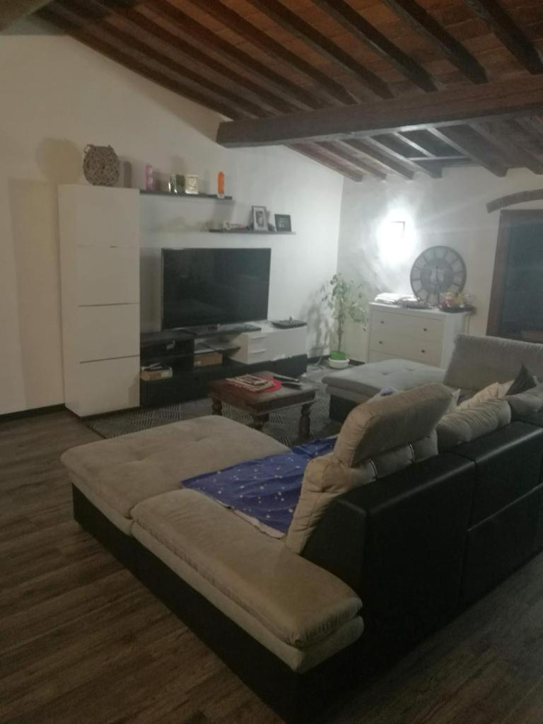 Karivi - Poma Hotell Florens Exteriör bild